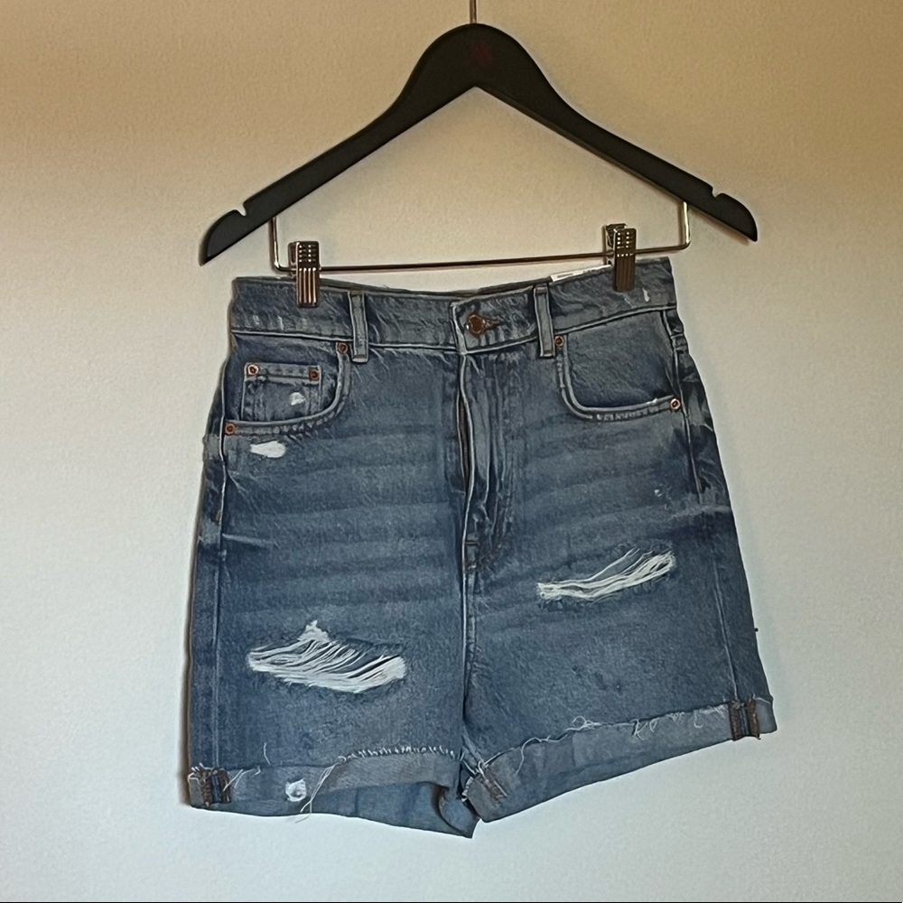 NWT Zara Mid Thigh Jean Short